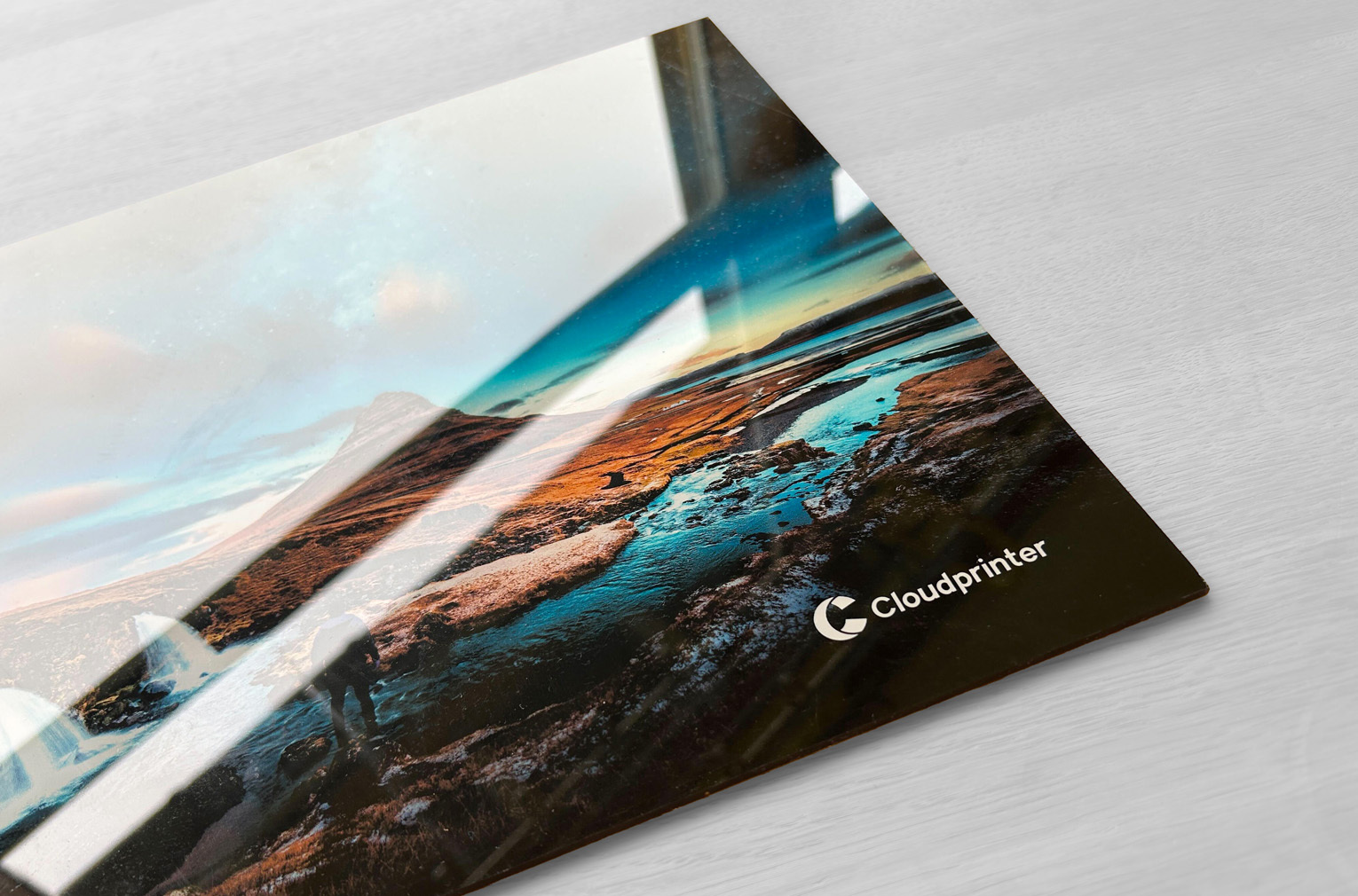 Print on demand Plexi Glass wall decor with Cloudprinter.com